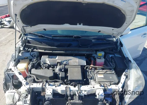 2013 Toyota Prius V Five z USA, uszkodzony, nr VIN JTDZN3EU6D3276726